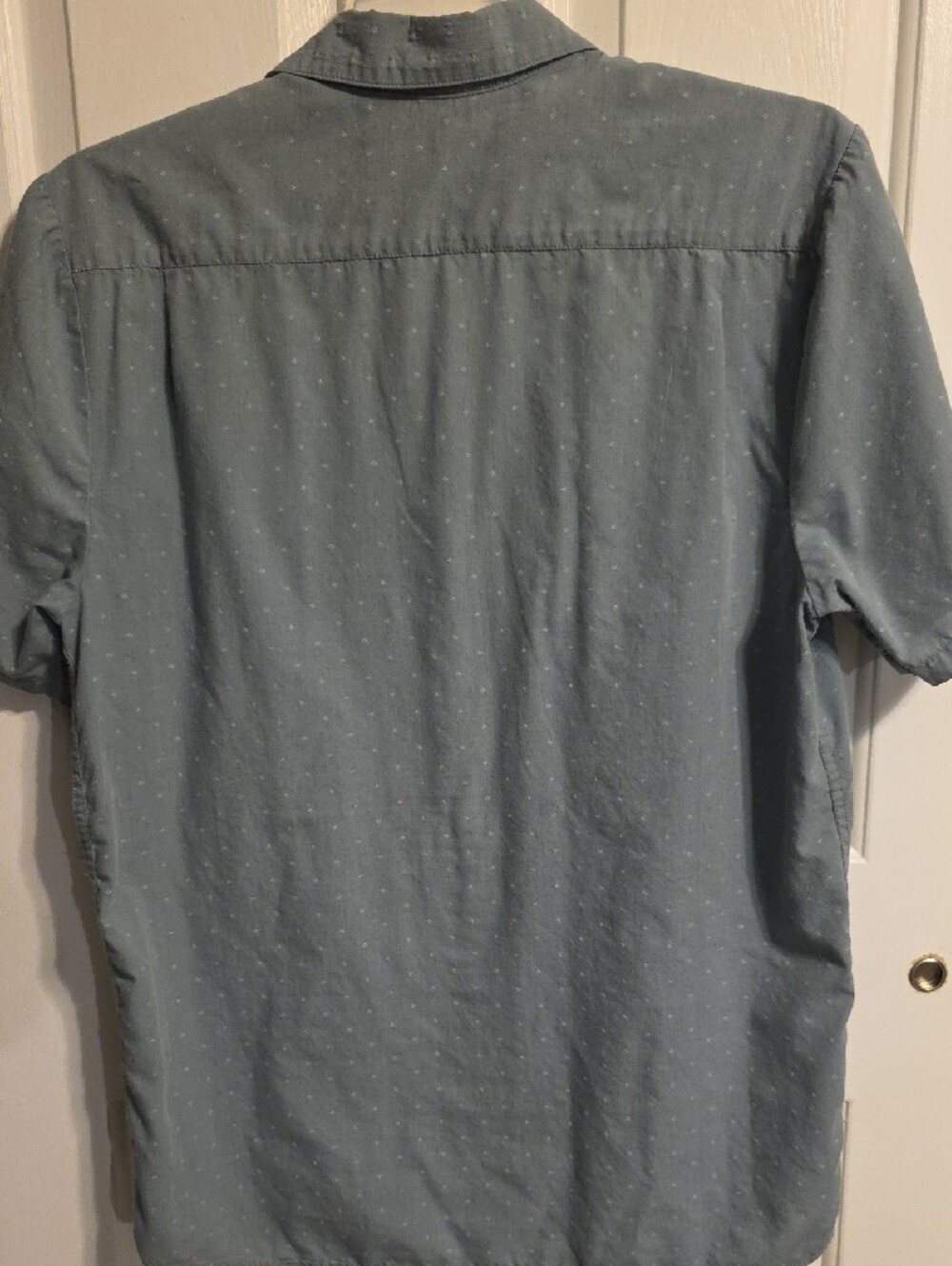 Volcom Modern Fit Men’s Pale Blue Short-Sleeve Button-Down Shirt - Picture 5 of 6